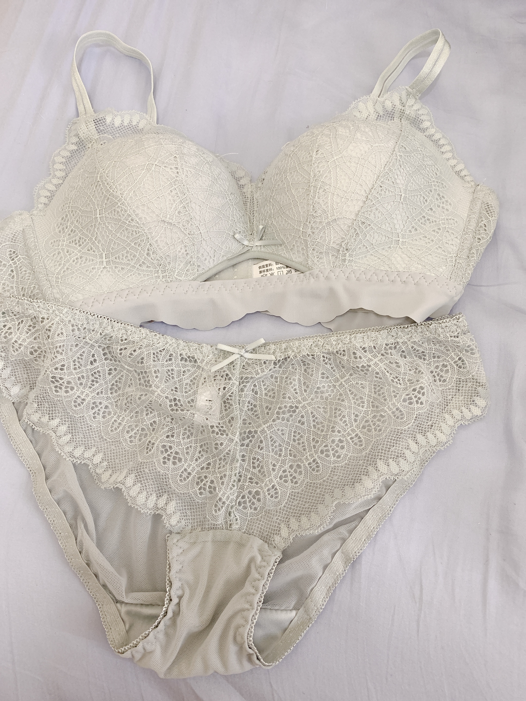 灰藍色蕾絲套裝