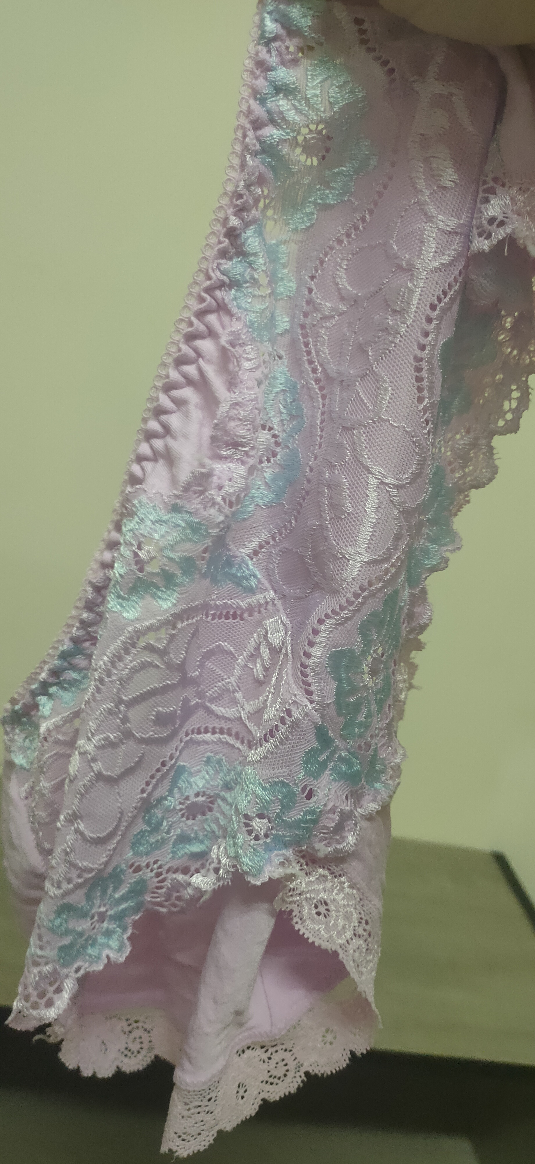 國立大學高材生的小褲褲-粉色蕾絲