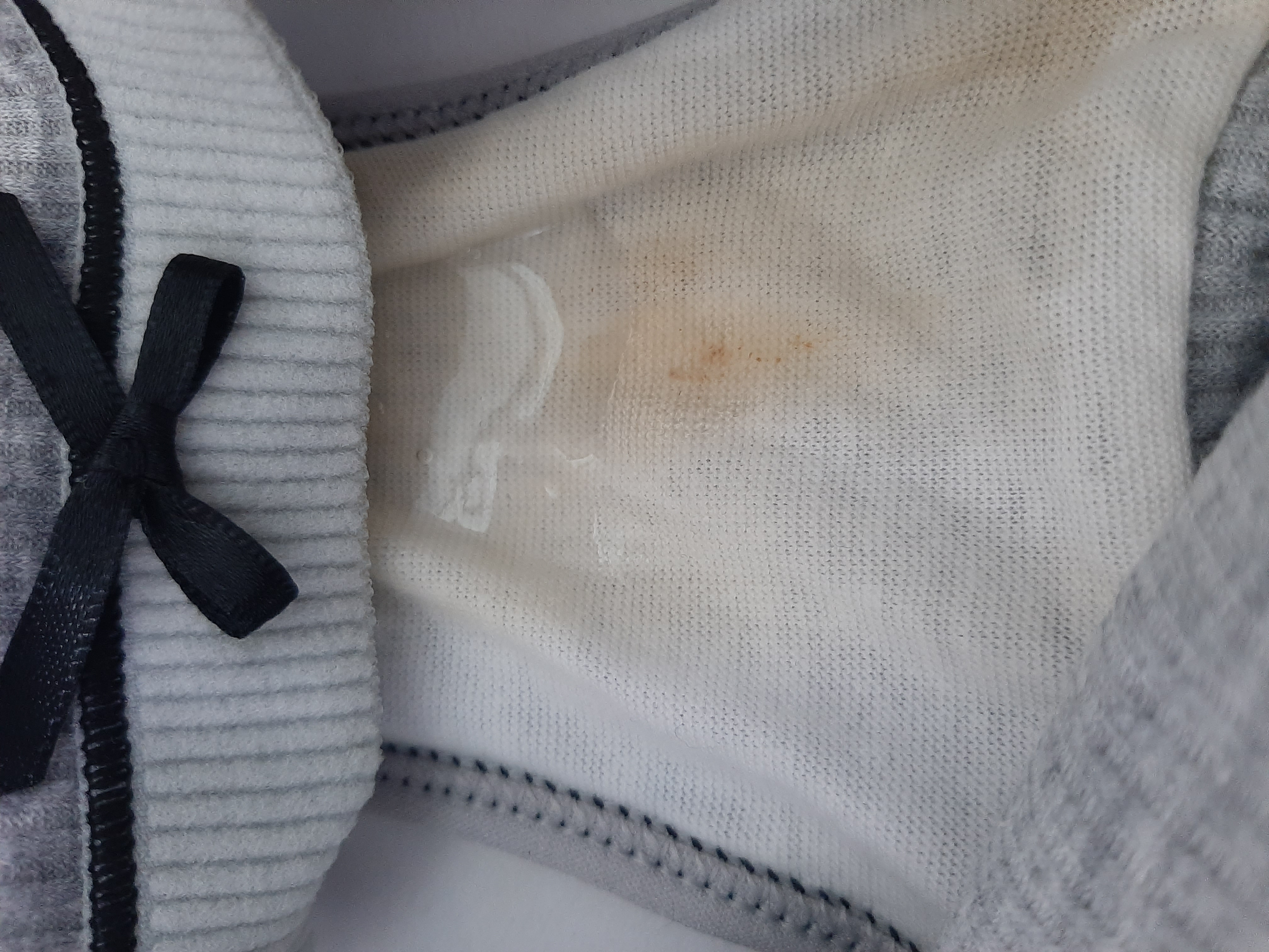 尿不擦濃騷內褲(Line ID emmasea)