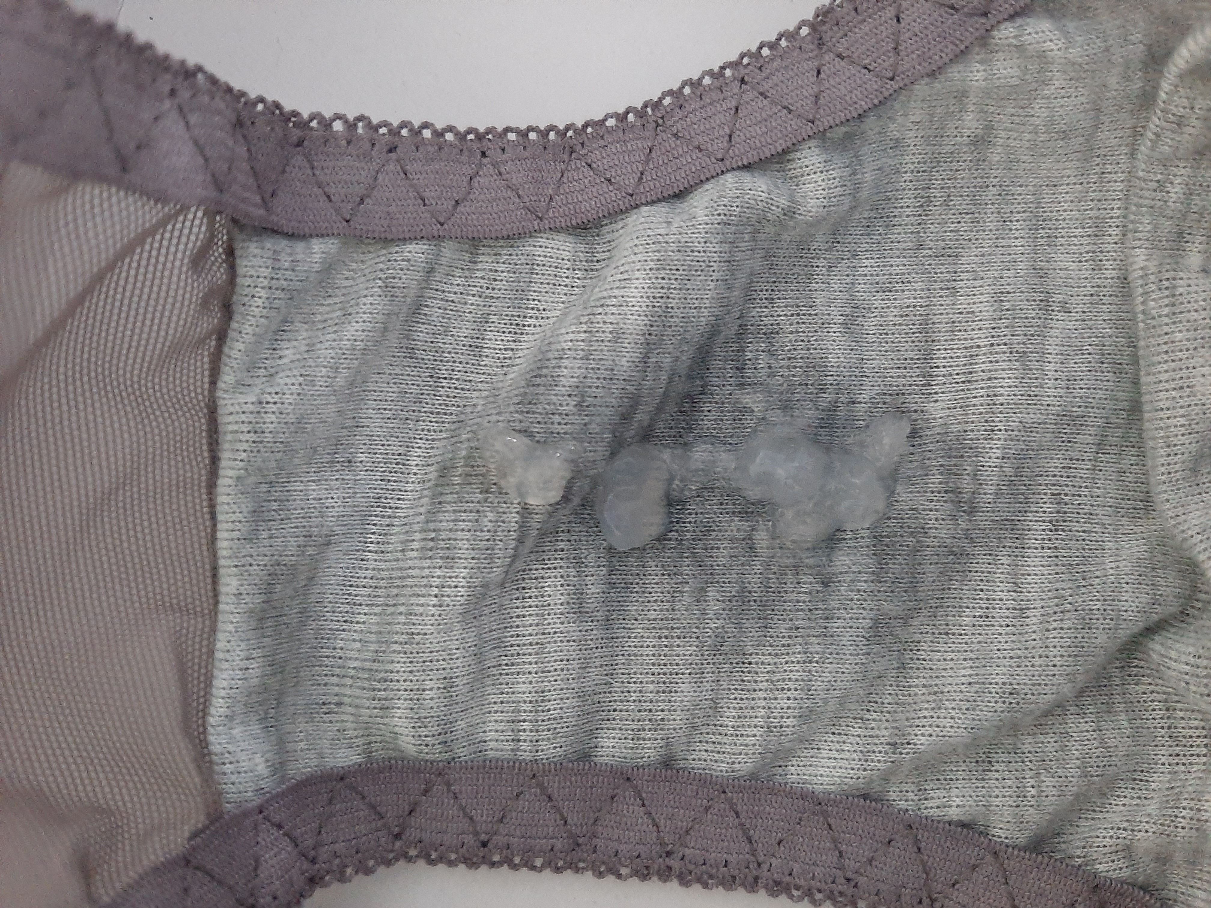 大二學生佳佳的排卵期內褲(Line ID: moonalbee)