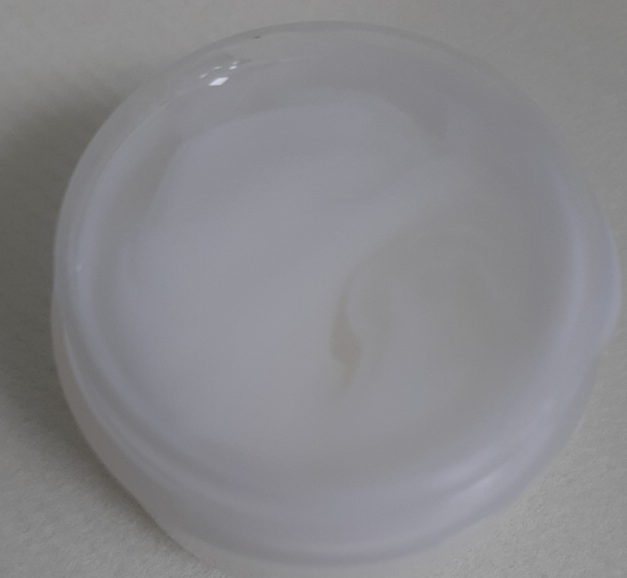 19歲佳佳的害羞淫水(Line ID: moonalbee)