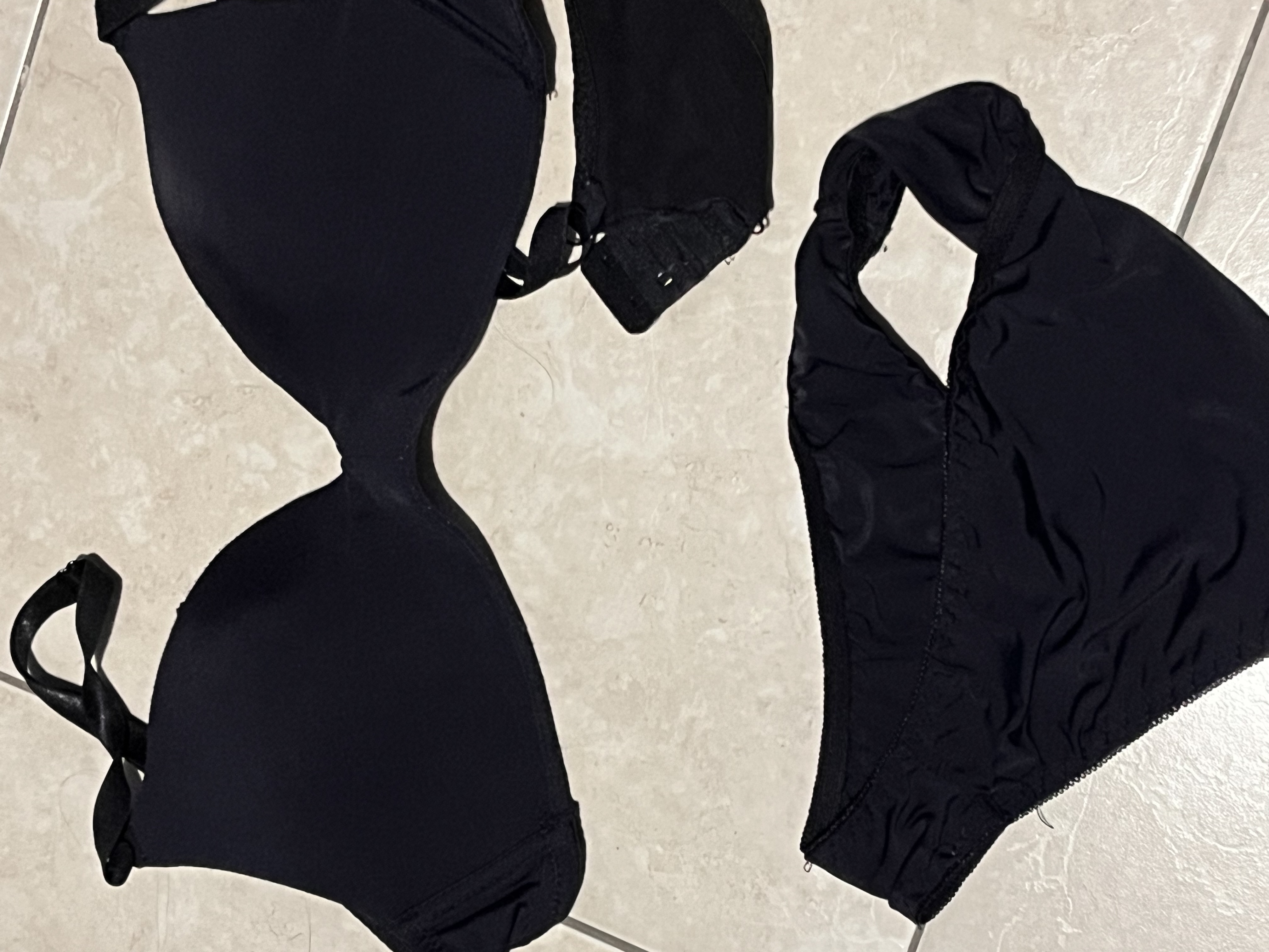 成套黑色內衣褲