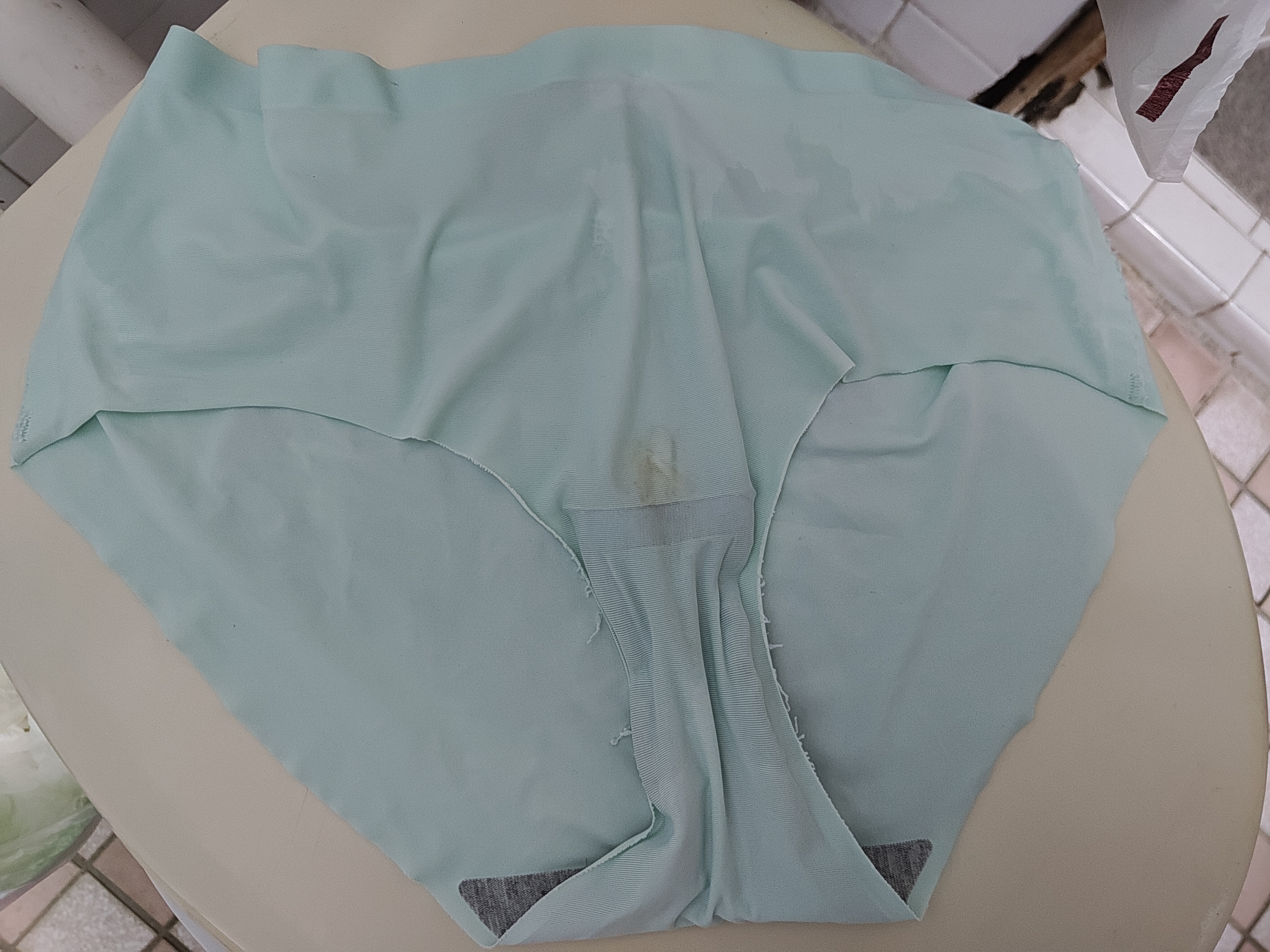 打完羽球後的內褲