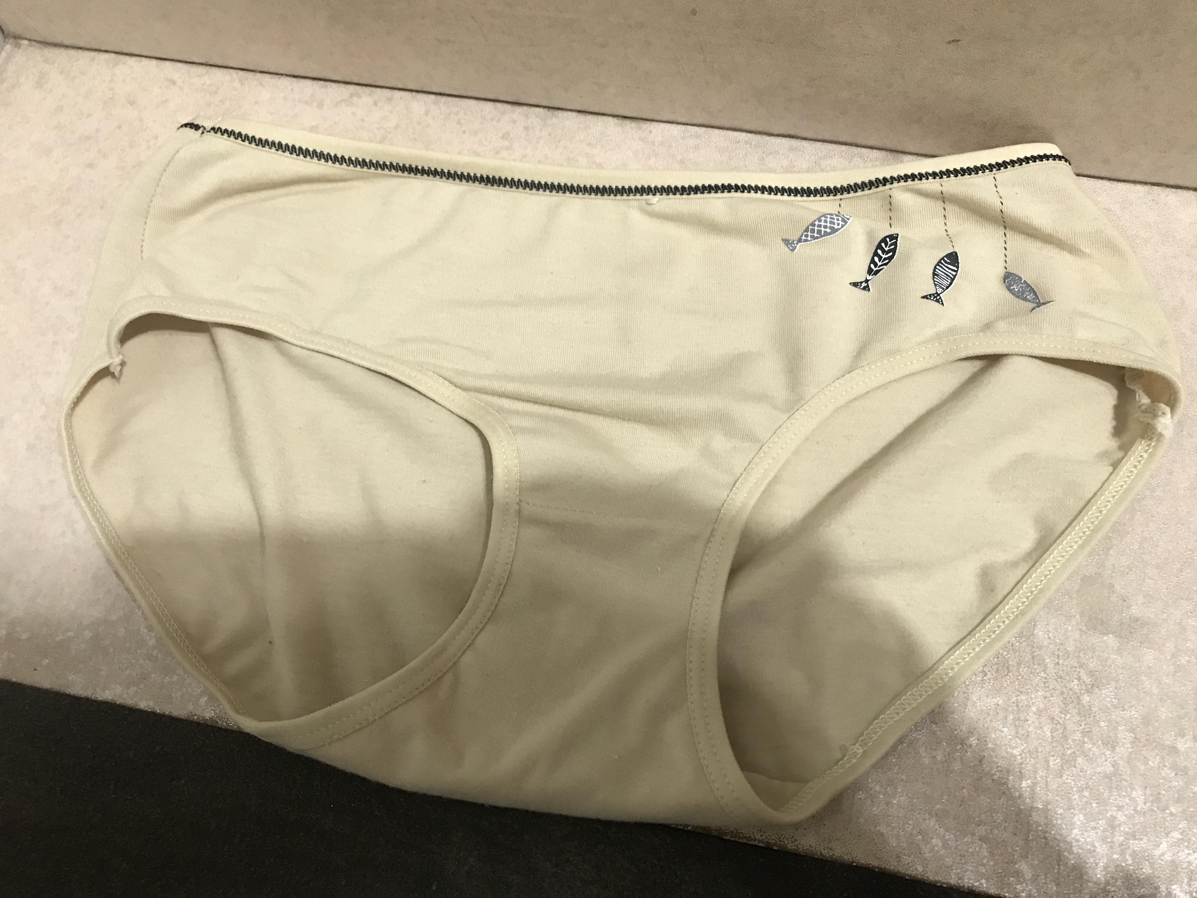 原味內褲,詳情加微信 jy__1002