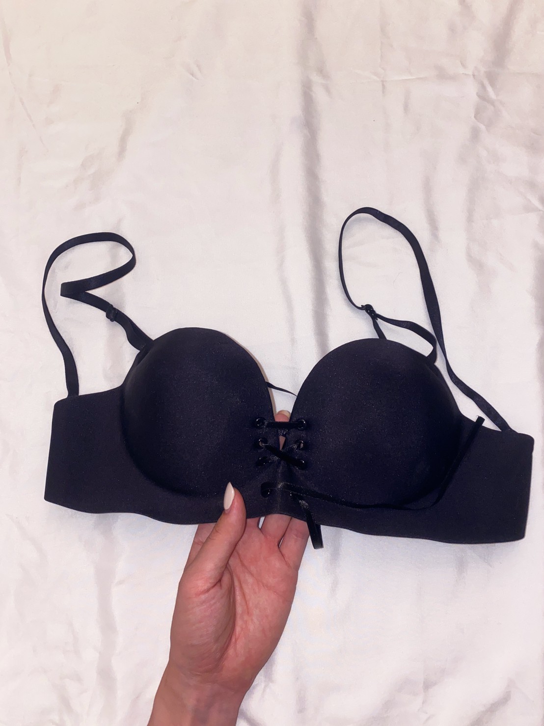 爆乳內衣(單件350,另外搭一件內褲折50)