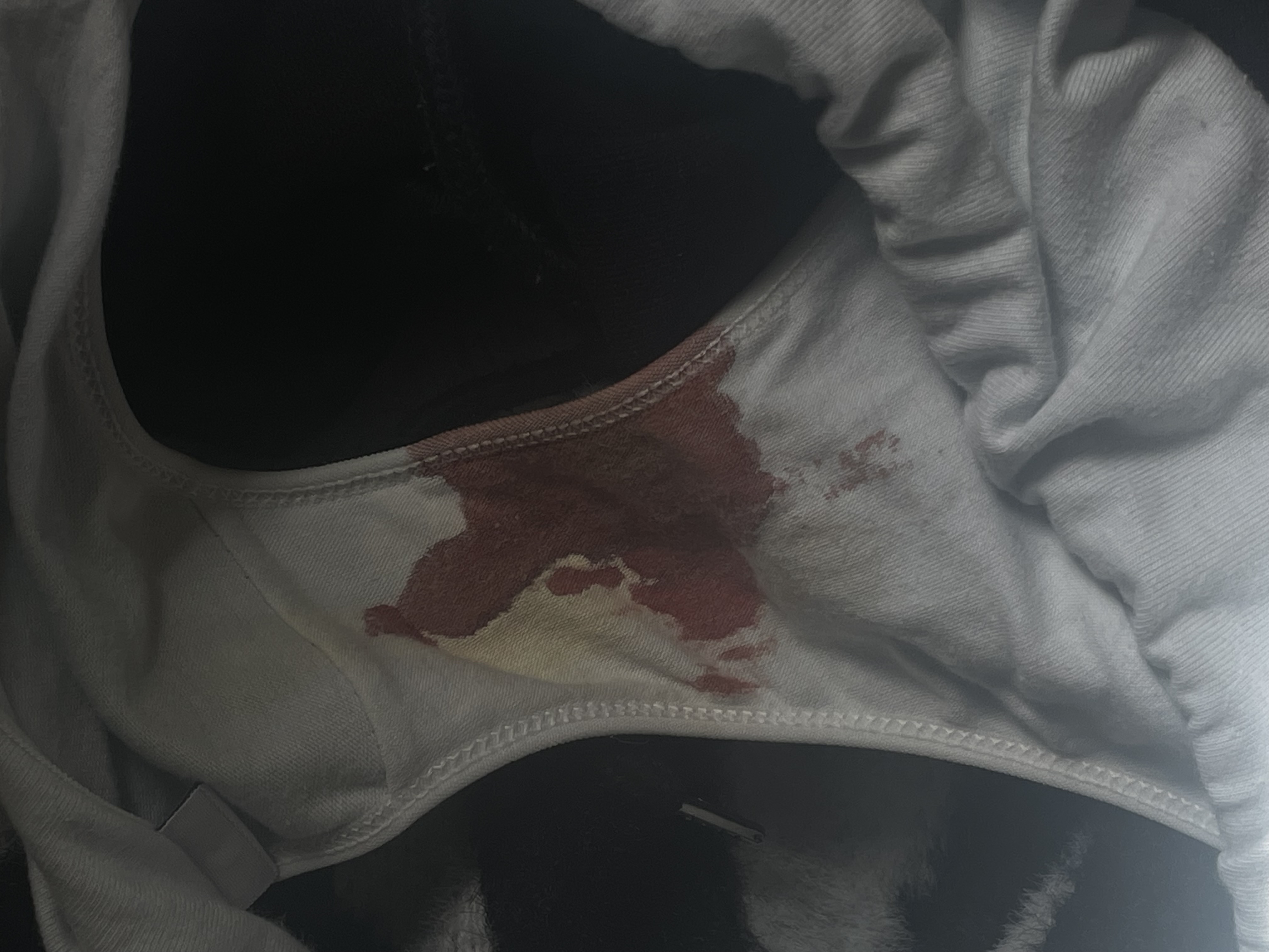 18y❤️沾血內褲 血腥瑪麗 第一天月經